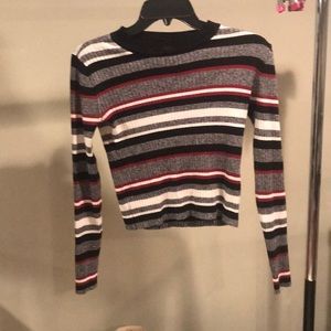 Knit long sleeved top
